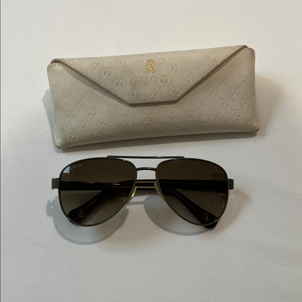 Gucci Gold and Black kids Aviator Sunglasses